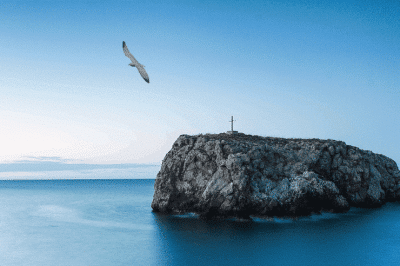 La leggenda dello scoglio dell’eremita di Polignano a Mare