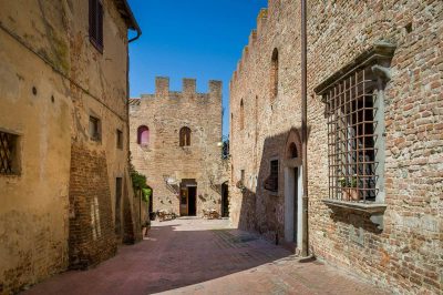 Un viaggio affascinante nei borghi di Dante