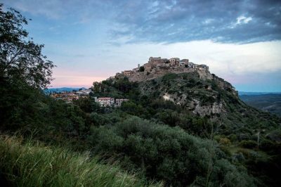 La Calabria dei borghi, presepi e luoghi fiabeschi