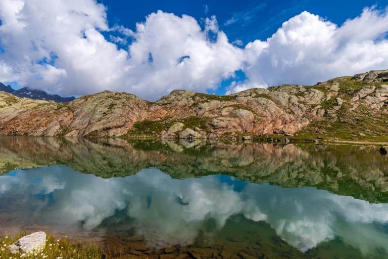 Esplorando il Giro dei Sette Laghi a Ridanna: Un’avventura tra montagne e acque Scintillanti
