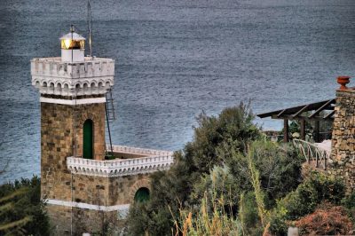 Faro Punta Fortino