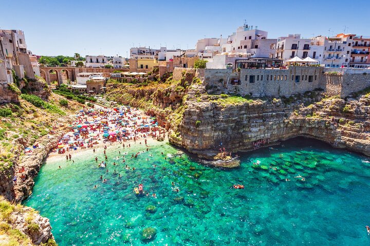 Valle d’Itria Tour: Polignano, Ostuni e Locorotondo,da Bari