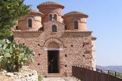 Tour Privato per Scoprire l’Arte Antica di Stilo e Gerace